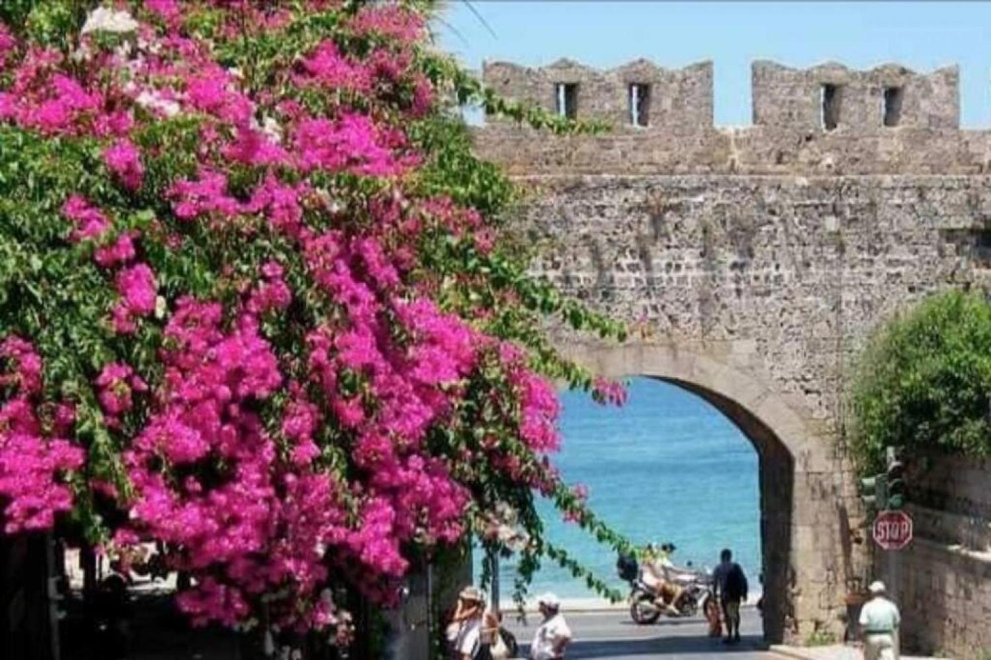 Megiston House In Old Town Rhodes Villa Rhodes City Екстериор снимка
